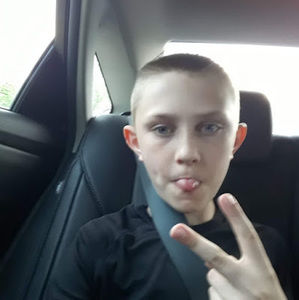 Meet your Posher, Maegan